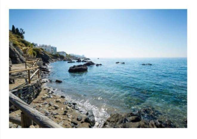 Espectacular Apartamento En Primera Linea De Playa Benalmadena Bagian luar foto