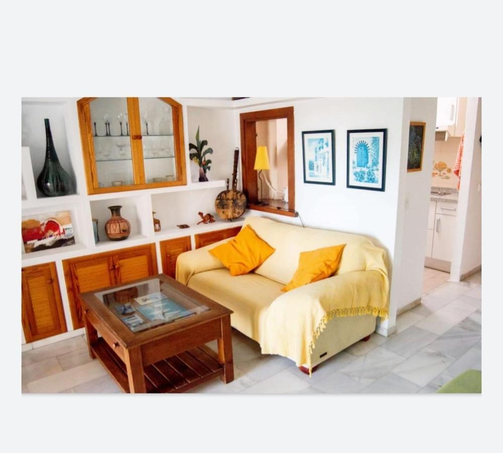 Espectacular Apartamento En Primera Linea De Playa Benalmadena Bagian luar foto