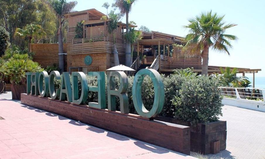 Espectacular Apartamento En Primera Linea De Playa Benalmadena Bagian luar foto